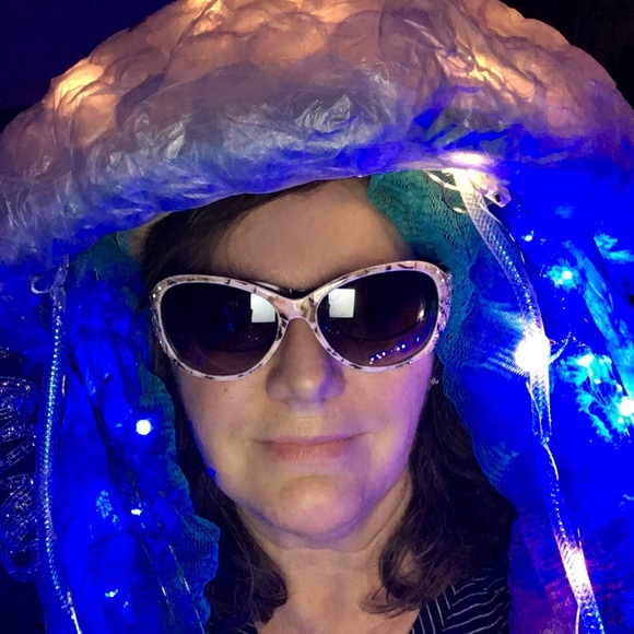 Meet your Posher, Nina - Picture 8 of 8